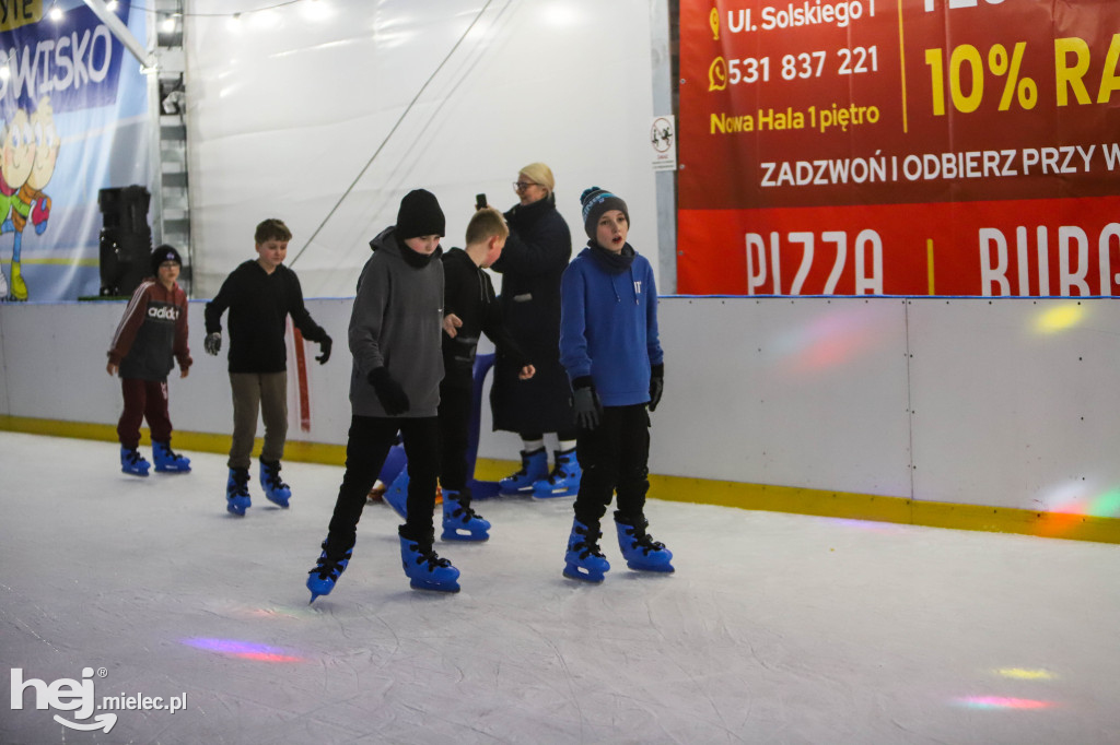 Dyskoteka na lodzie w Mielcu