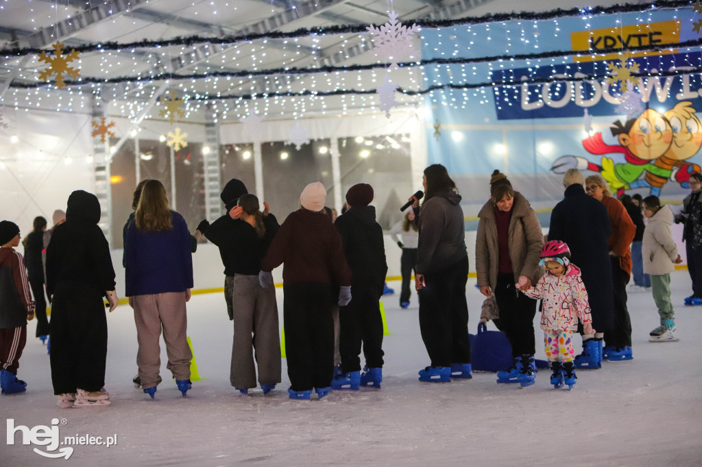 Dyskoteka na lodzie w Mielcu