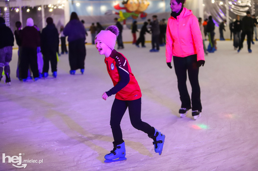 Dyskoteka na lodzie w Mielcu