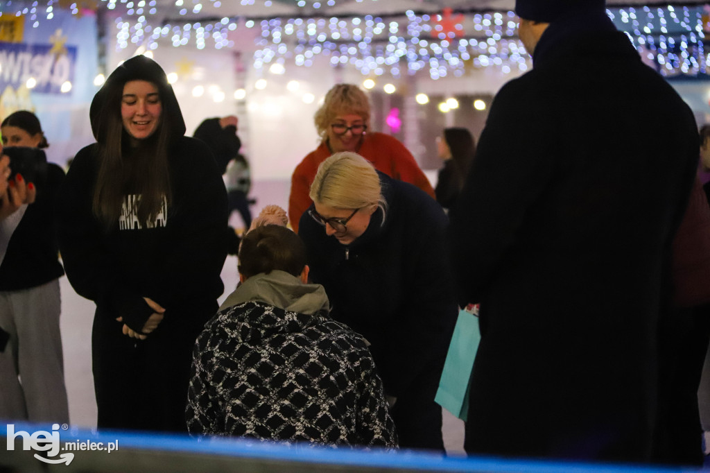 Dyskoteka na lodzie w Mielcu
