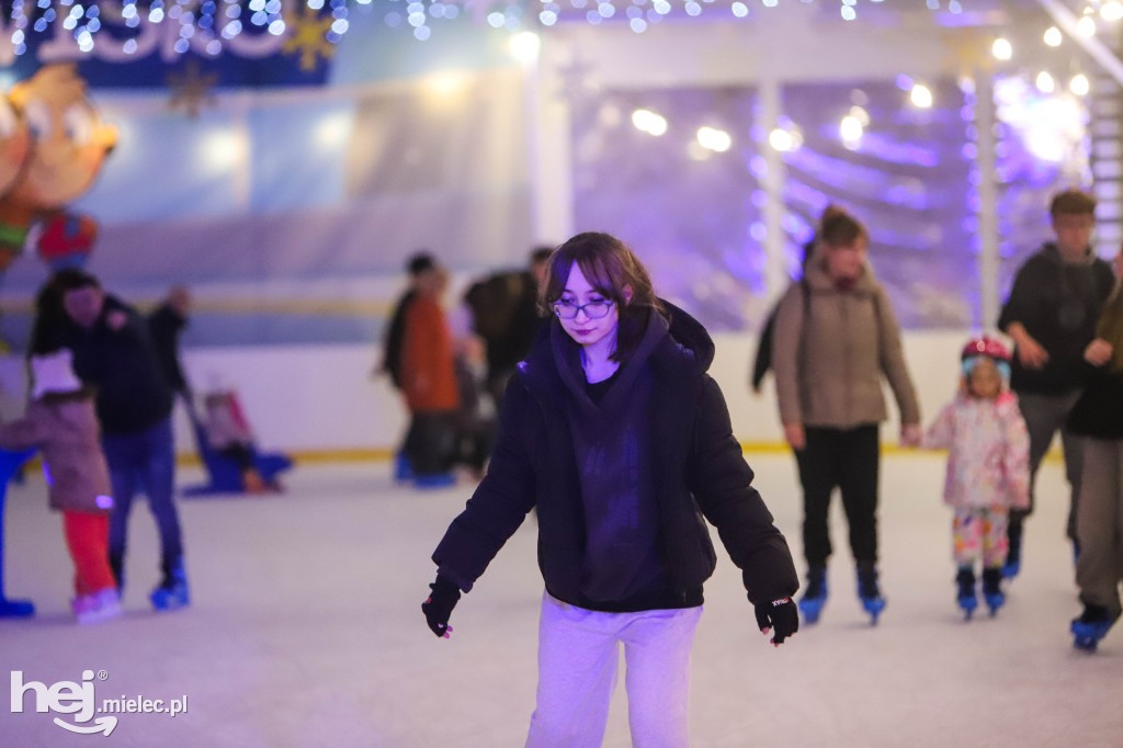 Dyskoteka na lodzie w Mielcu