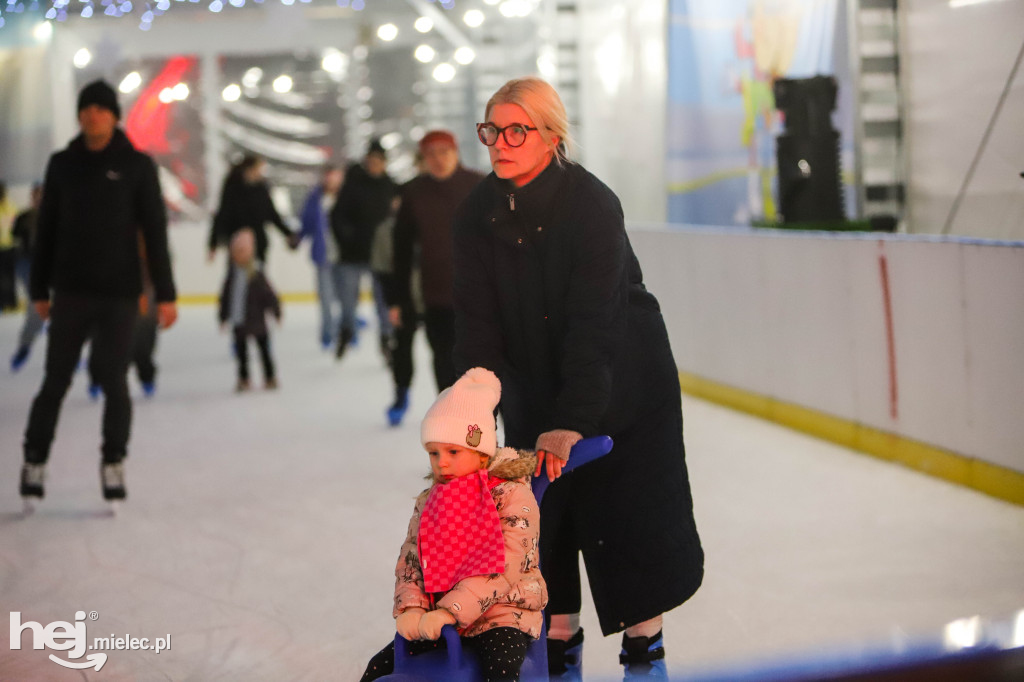 Dyskoteka na lodzie w Mielcu