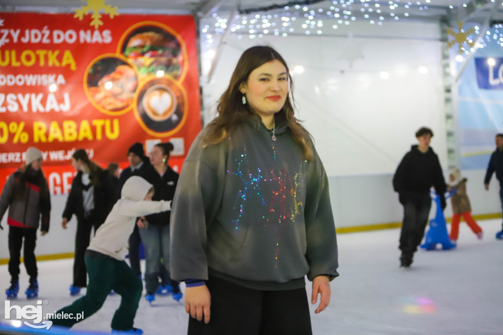 Dyskoteka na lodzie w Mielcu