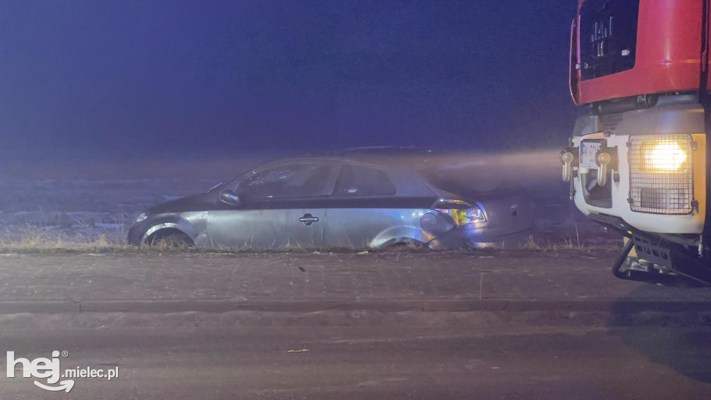 Dachowanie osobówki w Mościskach