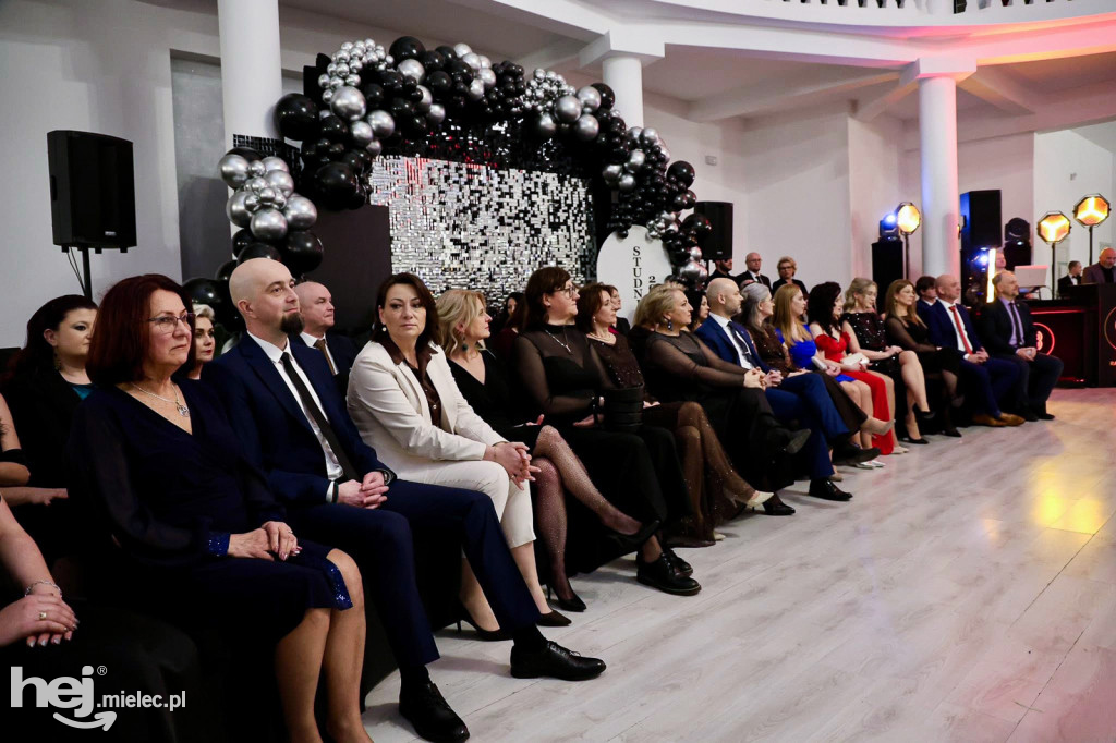 Wyjątkowa studniówka