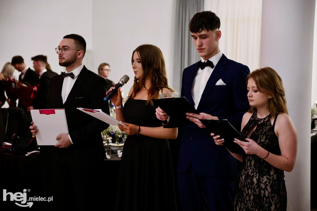 Wyjątkowa studniówka