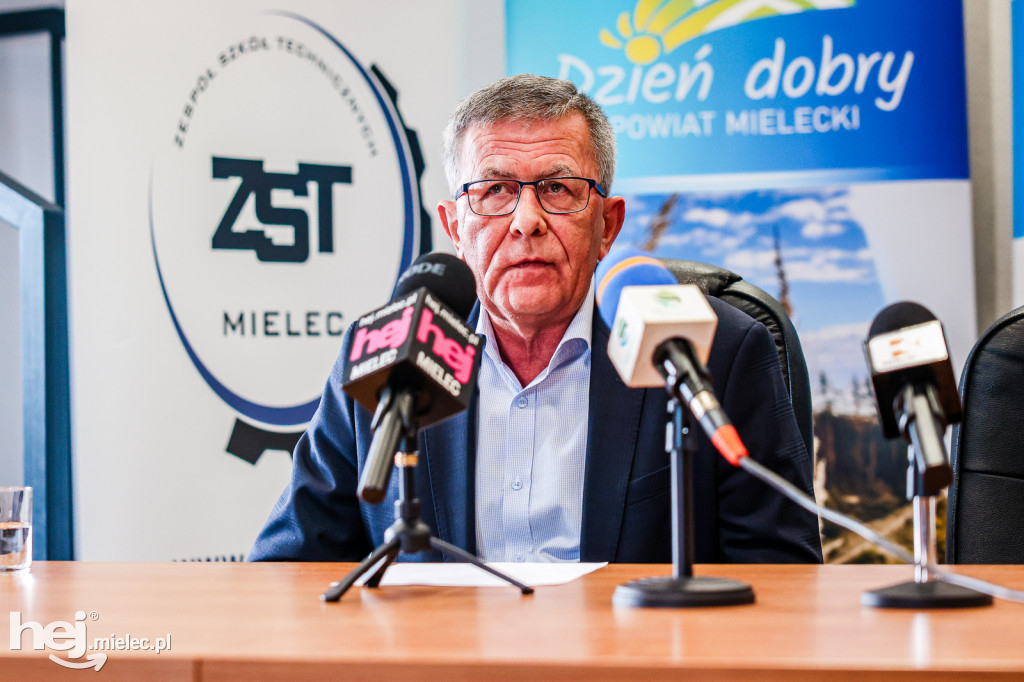 HACKCARPATHIA - ELIMINACJE POWIATOWE W MIELCU: konferencja prasowa