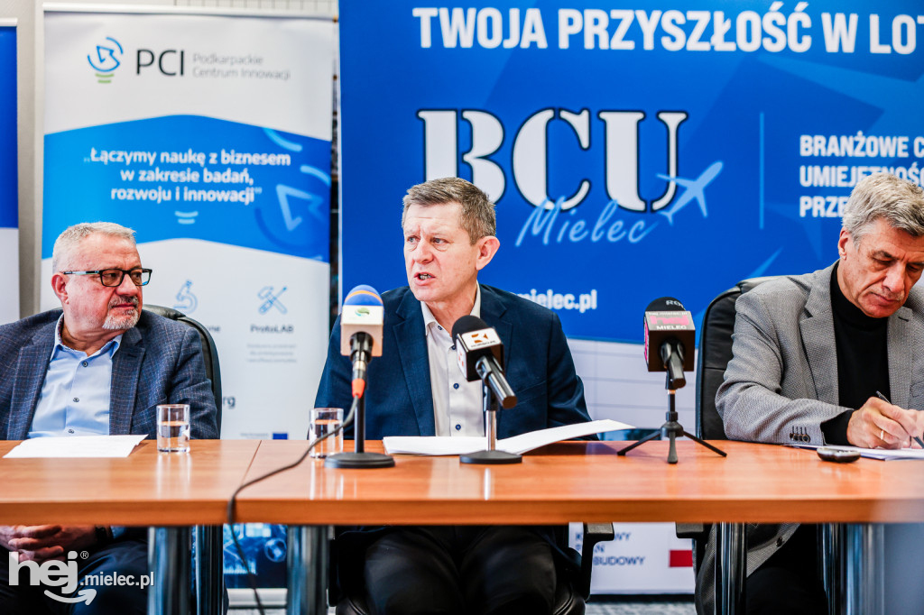 HACKCARPATHIA - ELIMINACJE POWIATOWE W MIELCU: konferencja prasowa