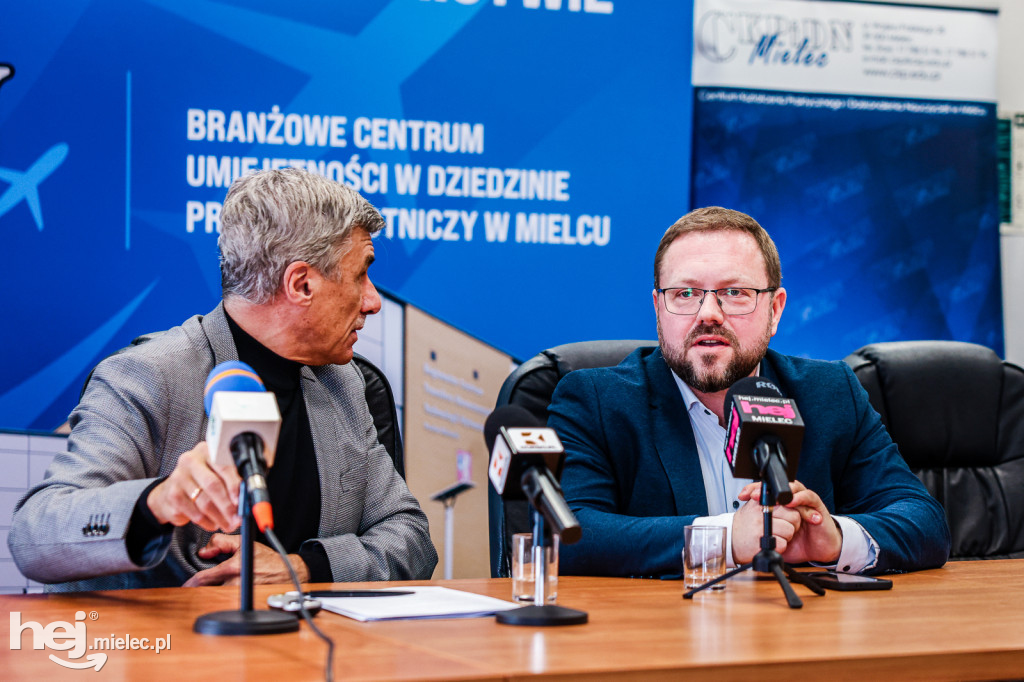 HACKCARPATHIA - ELIMINACJE POWIATOWE W MIELCU: konferencja prasowa