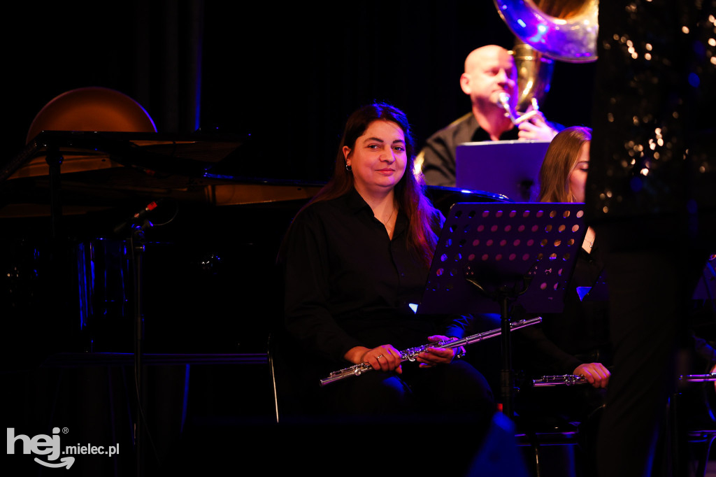 Koncert walentynkowy Mieleckiej Orkiestry Dętej
