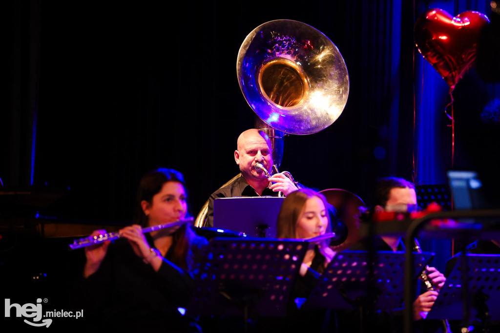 Koncert walentynkowy Mieleckiej Orkiestry Dętej