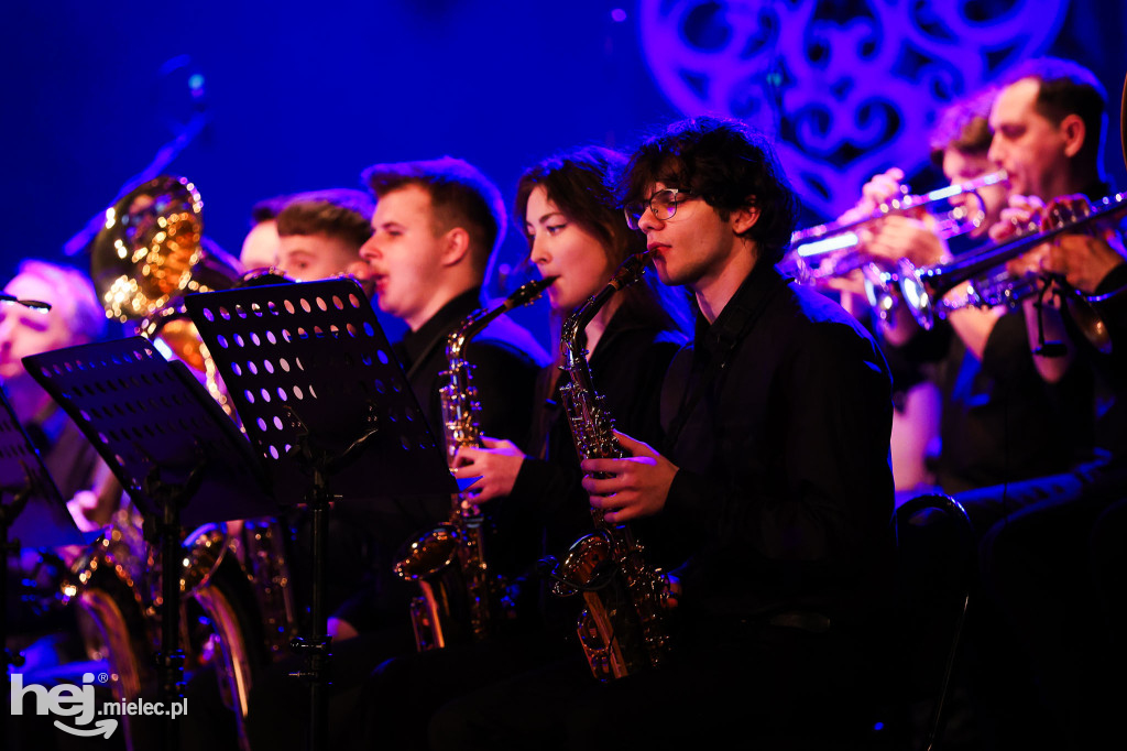 Koncert walentynkowy Mieleckiej Orkiestry Dętej