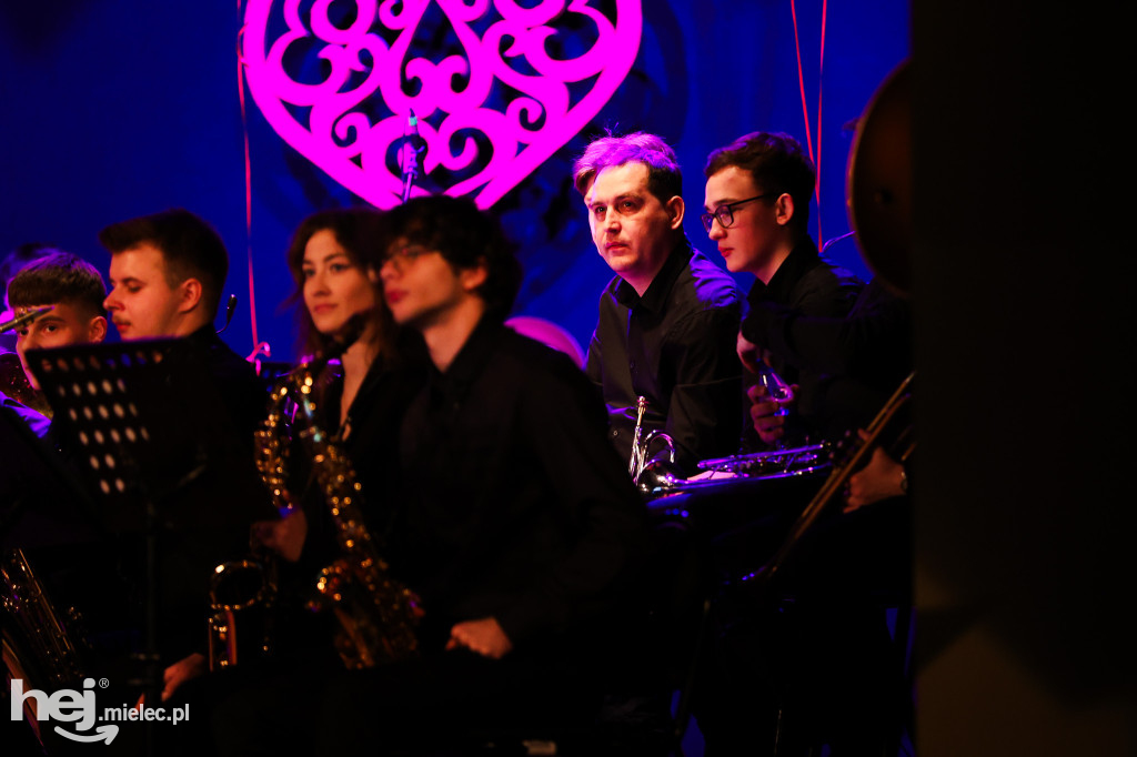 Koncert walentynkowy Mieleckiej Orkiestry Dętej
