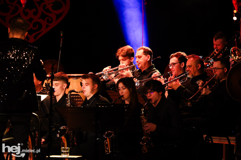 Koncert walentynkowy Mieleckiej Orkiestry Dętej