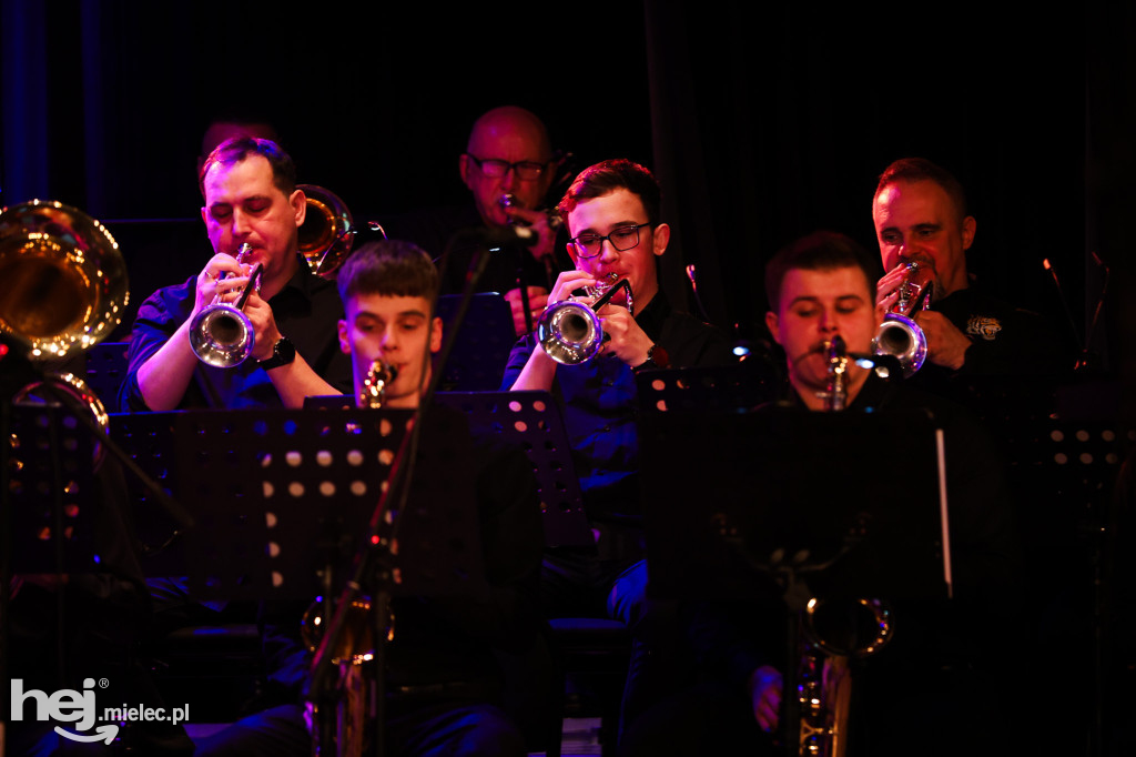 Koncert walentynkowy Mieleckiej Orkiestry Dętej