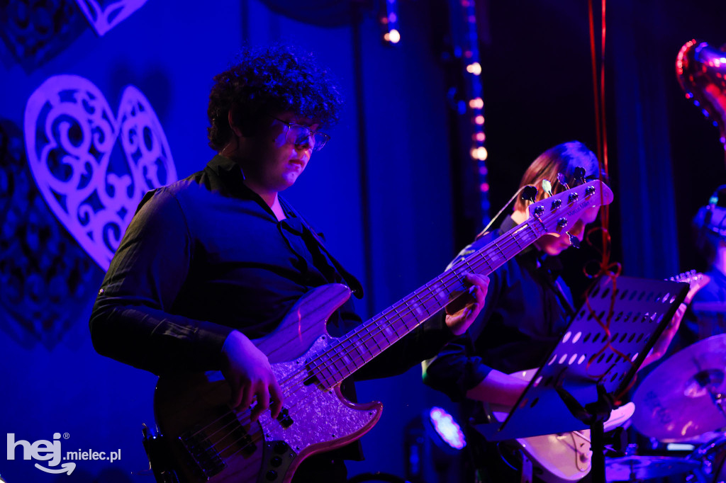 Koncert walentynkowy Mieleckiej Orkiestry Dętej