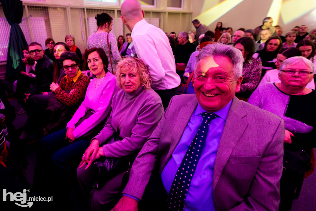 Podróże ze szkołą muzyczną w sali koncertowej I LO