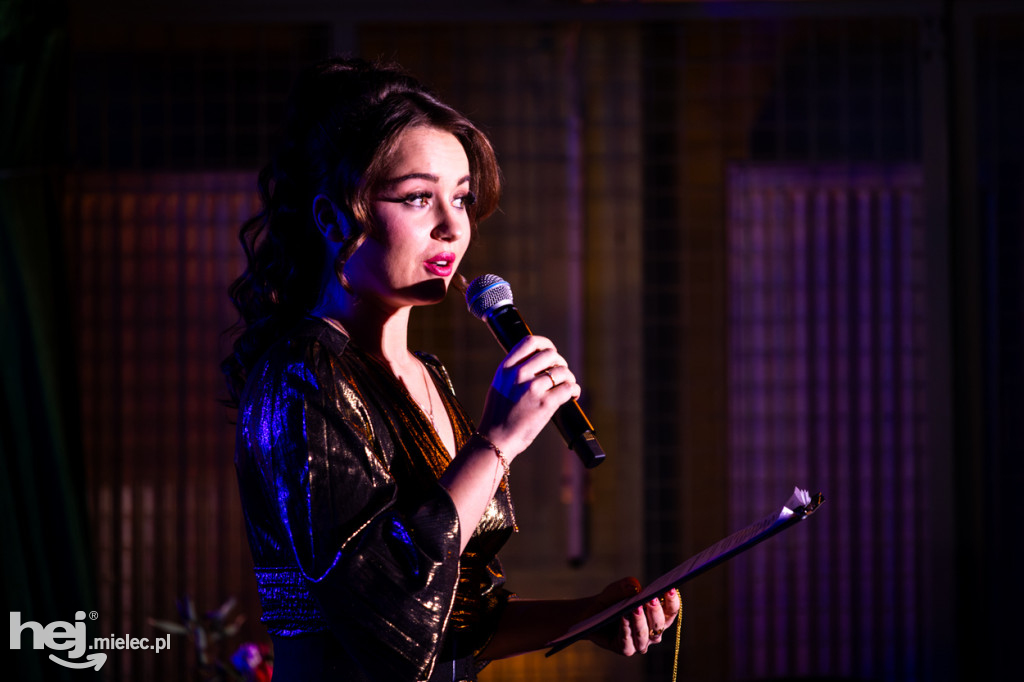 Podróże ze szkołą muzyczną w sali koncertowej I LO