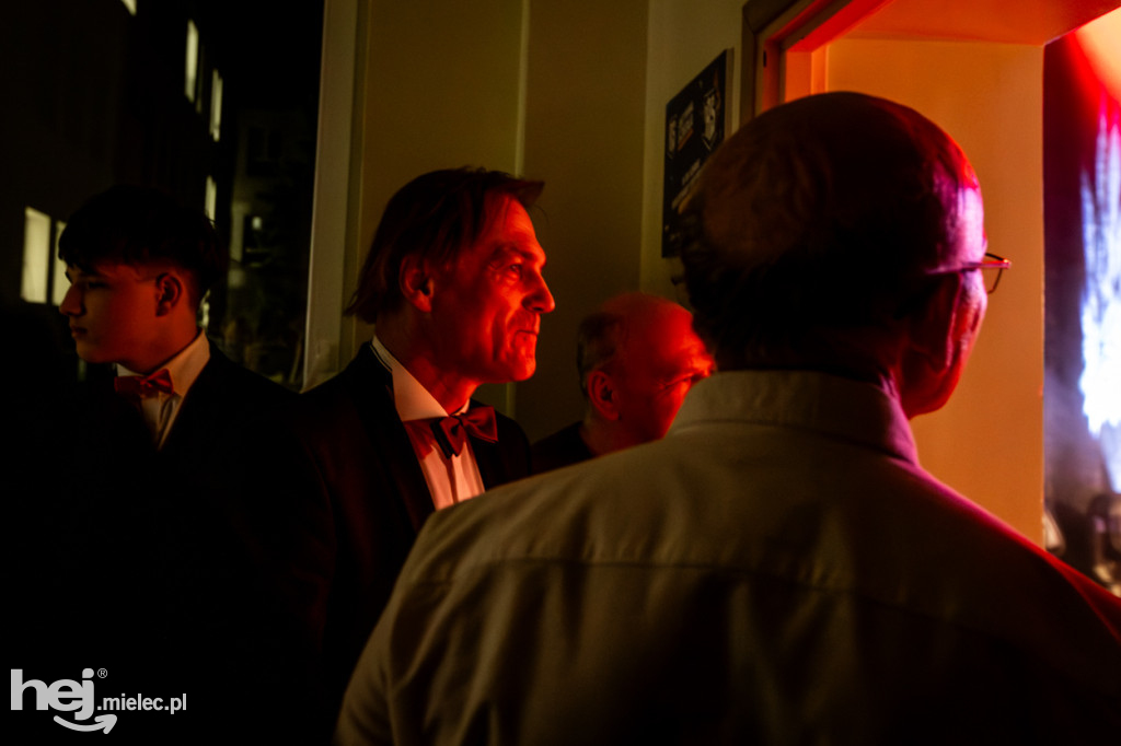 Podróże ze szkołą muzyczną w sali koncertowej I LO