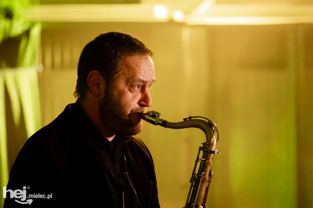 Podróże ze szkołą muzyczną w sali koncertowej I LO