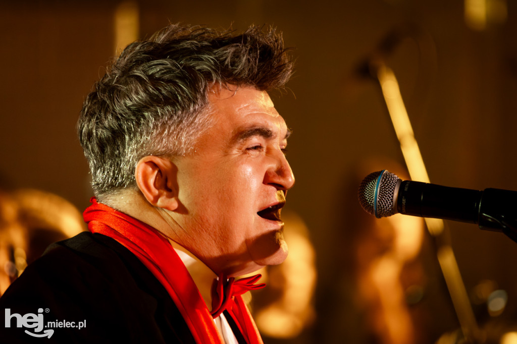 Podróże ze szkołą muzyczną w sali koncertowej I LO