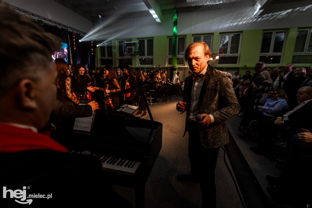 Podróże ze szkołą muzyczną w sali koncertowej I LO