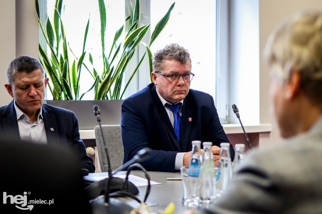 Sesja Rady Powiatu - 16 lutego 2026