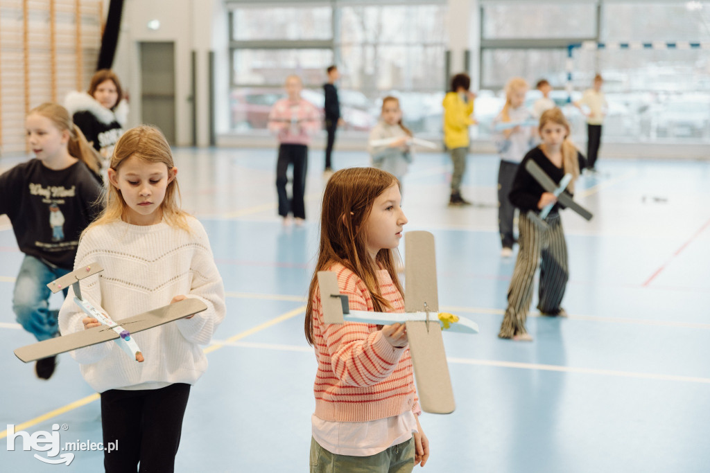 Lotnicza przygoda na półkoloniach MOSiR