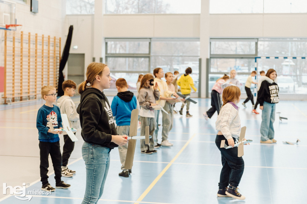 Lotnicza przygoda na półkoloniach MOSiR