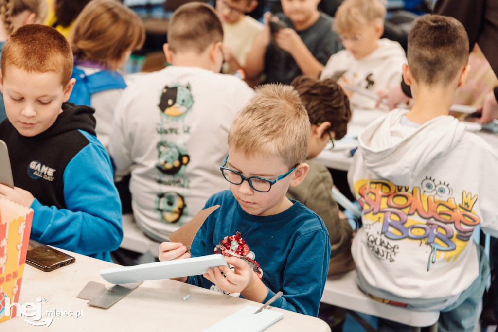 Lotnicza przygoda na półkoloniach MOSiR