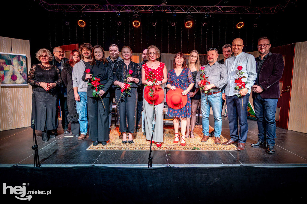 „Ogłoszenie, czyli jajka w pomidorach”