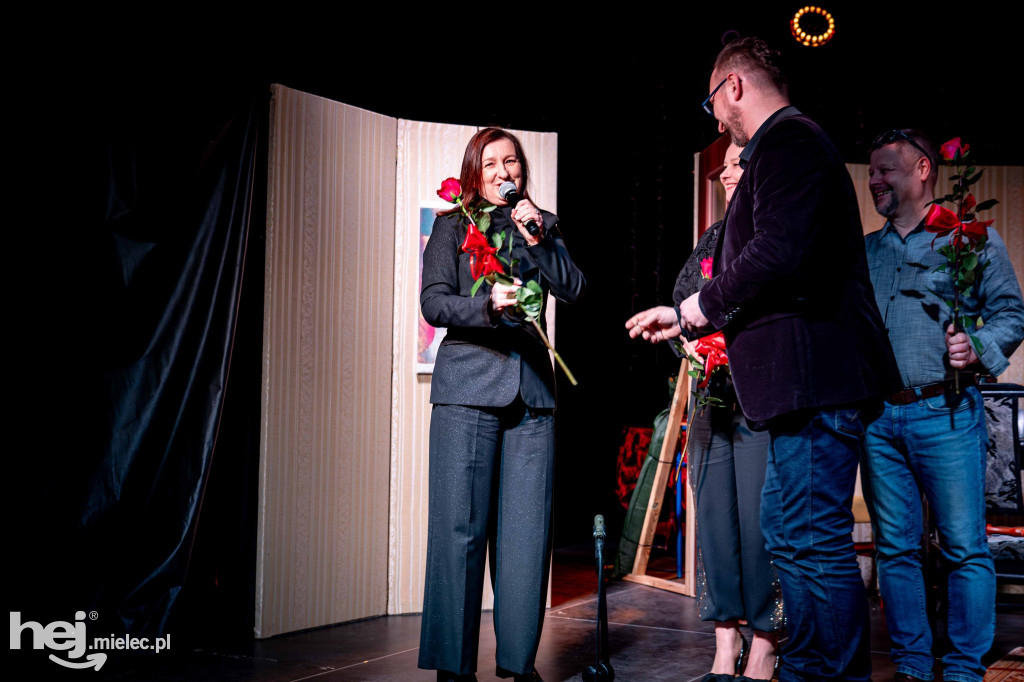 „Ogłoszenie, czyli jajka w pomidorach”