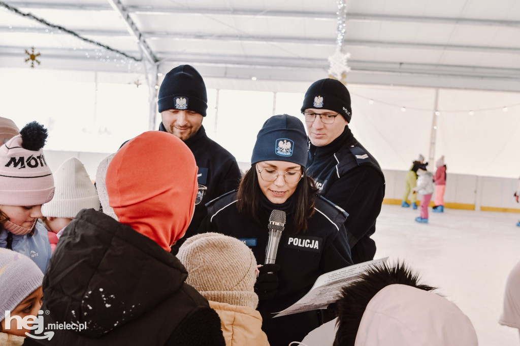 Policjanci i strażacy z wizytą na półkoloniach MOSiR
