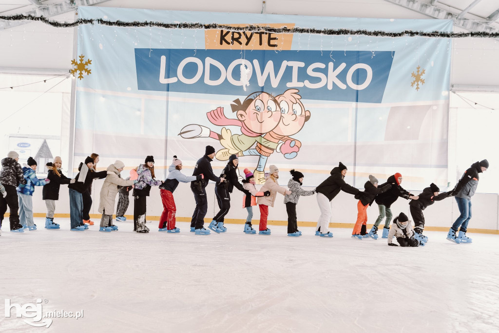 Policjanci i strażacy z wizytą na półkoloniach MOSiR