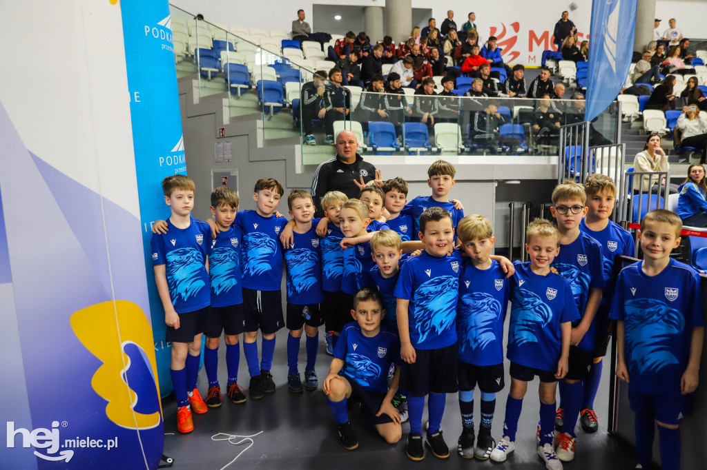 Uroczyste otwarcie Młodzieżowych Mistrzostw Polski U-19 w futsalu w Mielcu