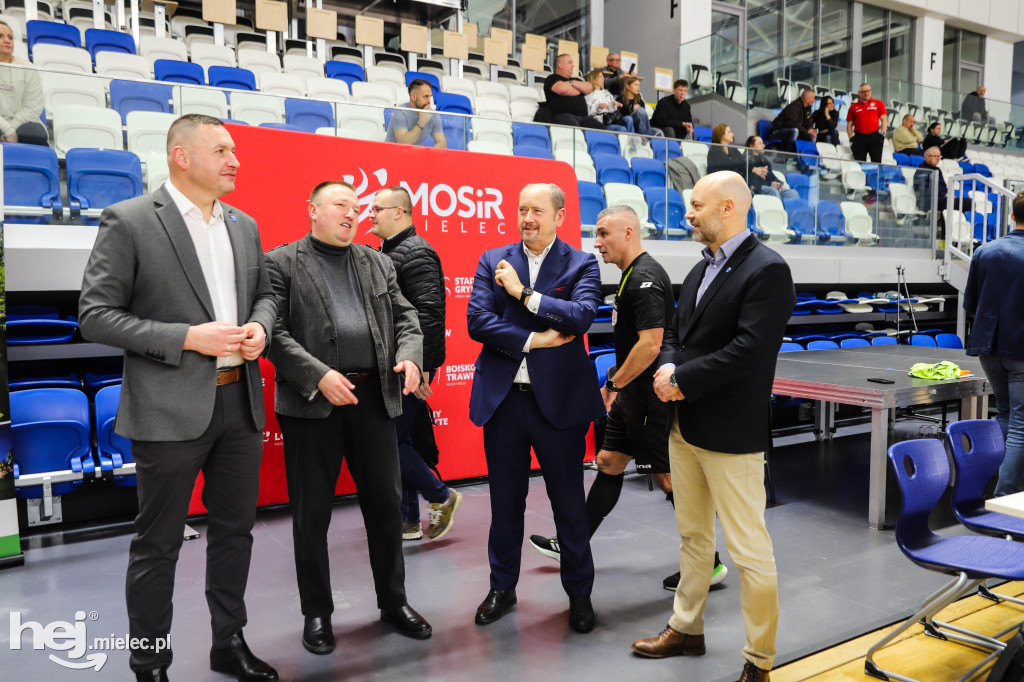 Uroczyste otwarcie Młodzieżowych Mistrzostw Polski U-19 w futsalu w Mielcu