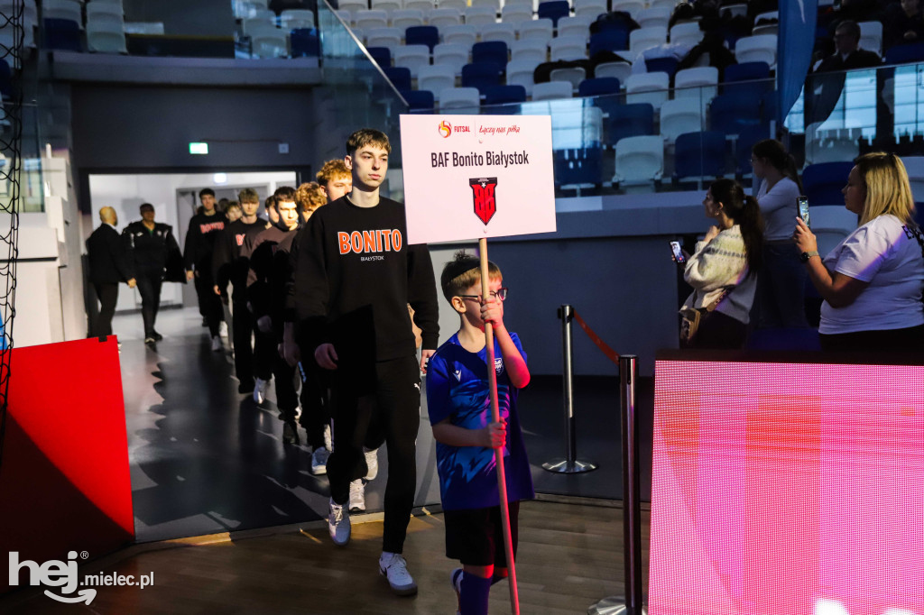 Uroczyste otwarcie Młodzieżowych Mistrzostw Polski U-19 w futsalu w Mielcu