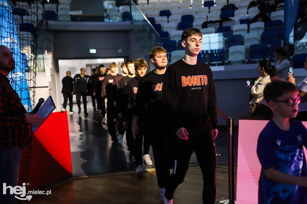 Uroczyste otwarcie Młodzieżowych Mistrzostw Polski U-19 w futsalu w Mielcu