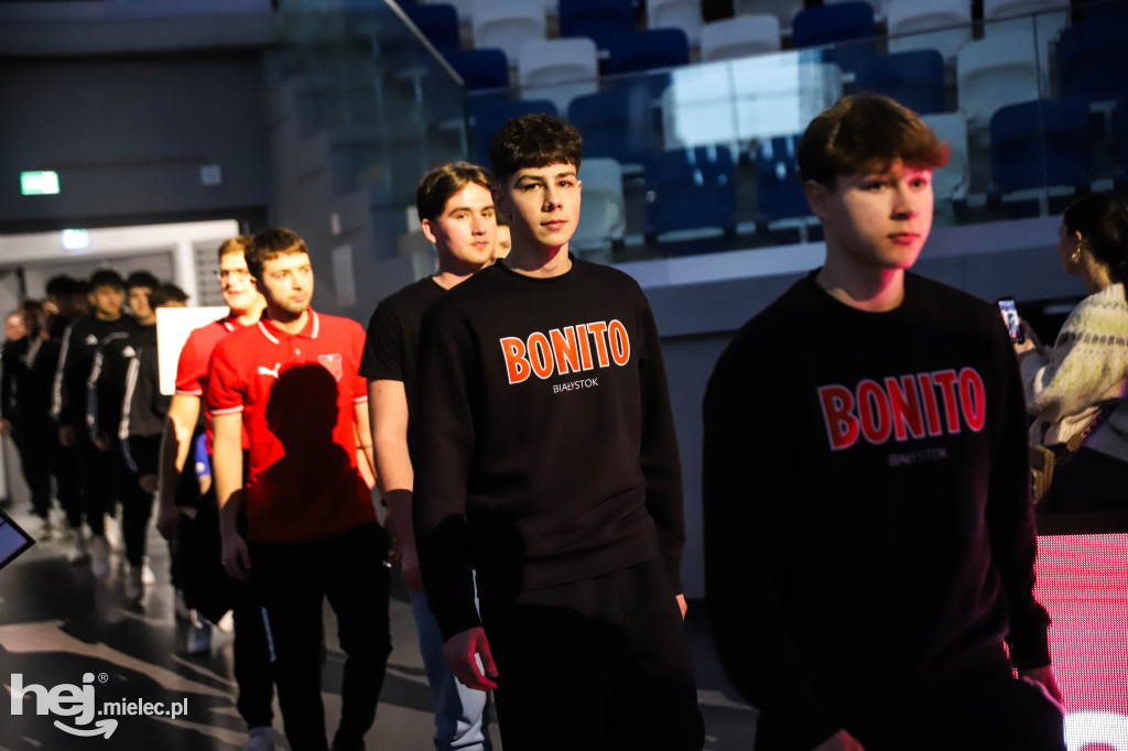 Uroczyste otwarcie Młodzieżowych Mistrzostw Polski U-19 w futsalu w Mielcu