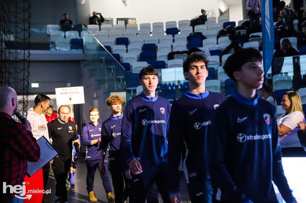 Uroczyste otwarcie Młodzieżowych Mistrzostw Polski U-19 w futsalu w Mielcu