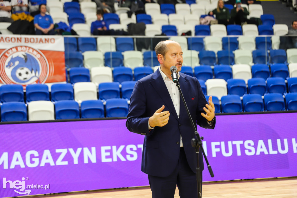 Uroczyste otwarcie Młodzieżowych Mistrzostw Polski U-19 w futsalu w Mielcu