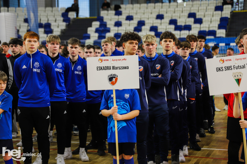 Uroczyste otwarcie Młodzieżowych Mistrzostw Polski U-19 w futsalu w Mielcu