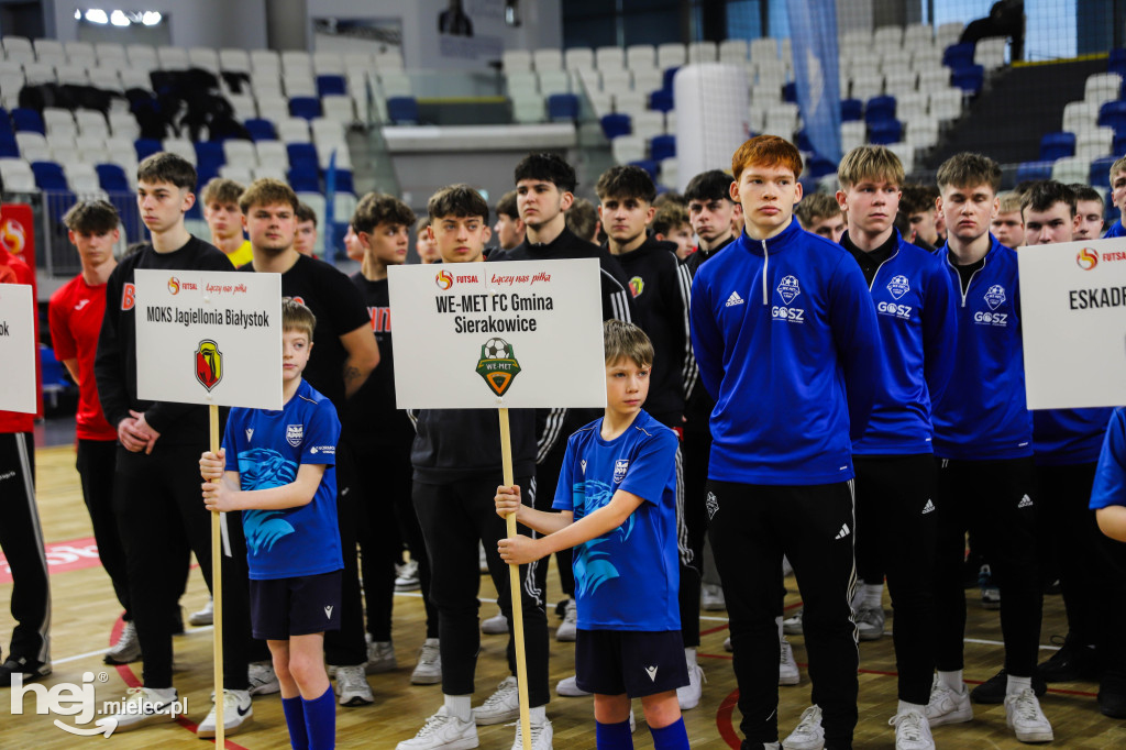 Uroczyste otwarcie Młodzieżowych Mistrzostw Polski U-19 w futsalu w Mielcu