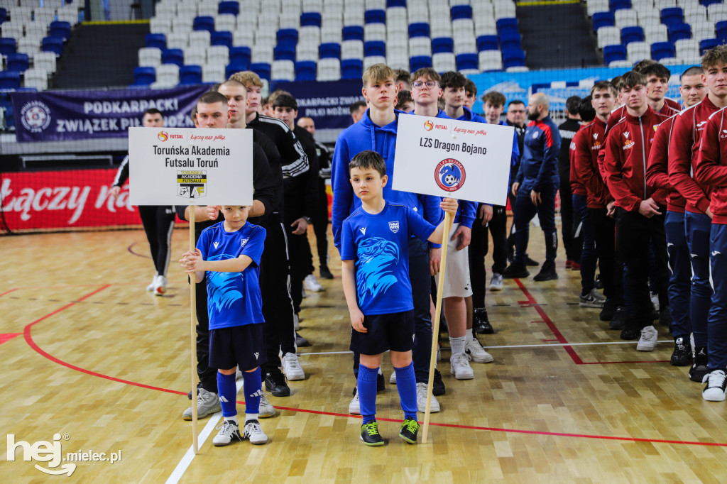 Uroczyste otwarcie Młodzieżowych Mistrzostw Polski U-19 w futsalu w Mielcu