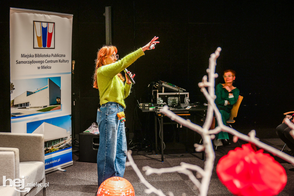 Spotkanie z Marceliną Sieroń w mieleckiej bibliotece