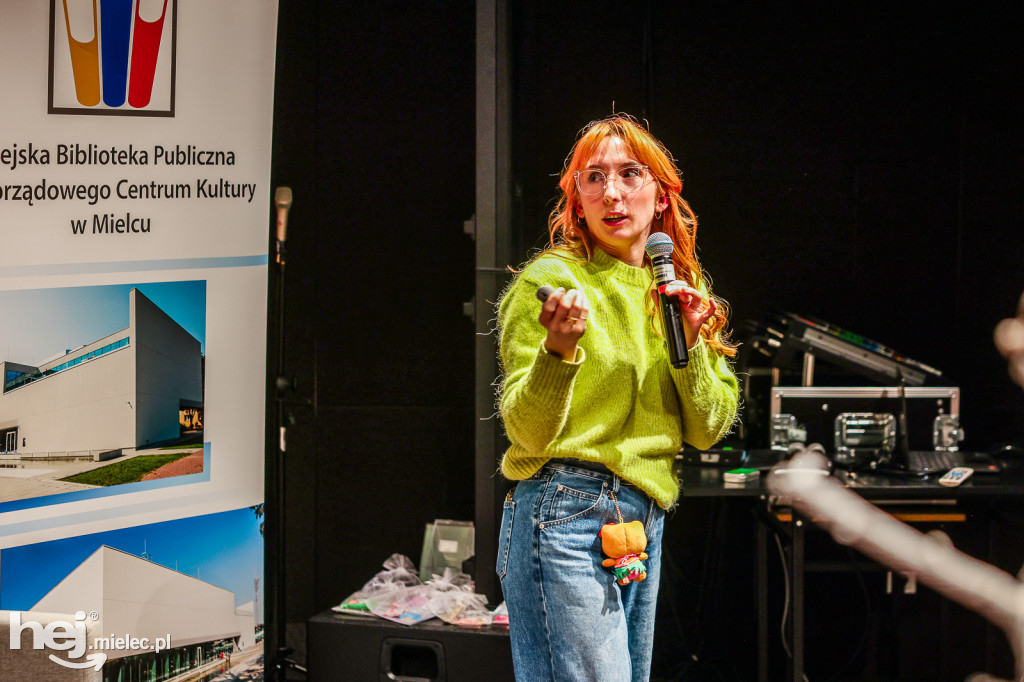 Spotkanie z Marceliną Sieroń w mieleckiej bibliotece