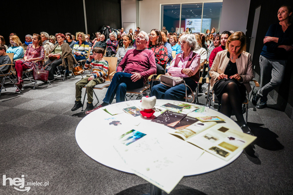 Spotkanie z Marceliną Sieroń w mieleckiej bibliotece