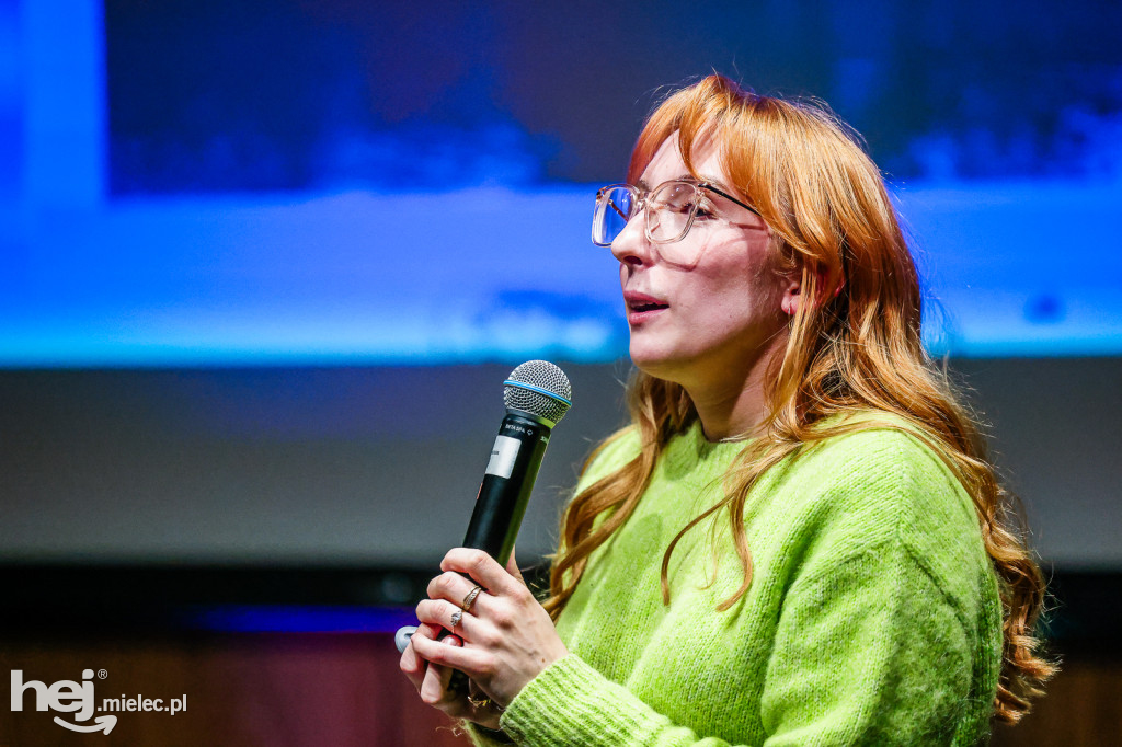 Spotkanie z Marceliną Sieroń w mieleckiej bibliotece