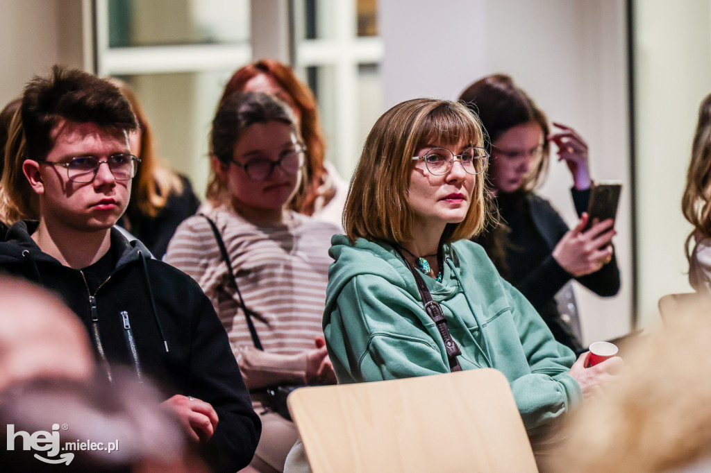 Spotkanie z Marceliną Sieroń w mieleckiej bibliotece