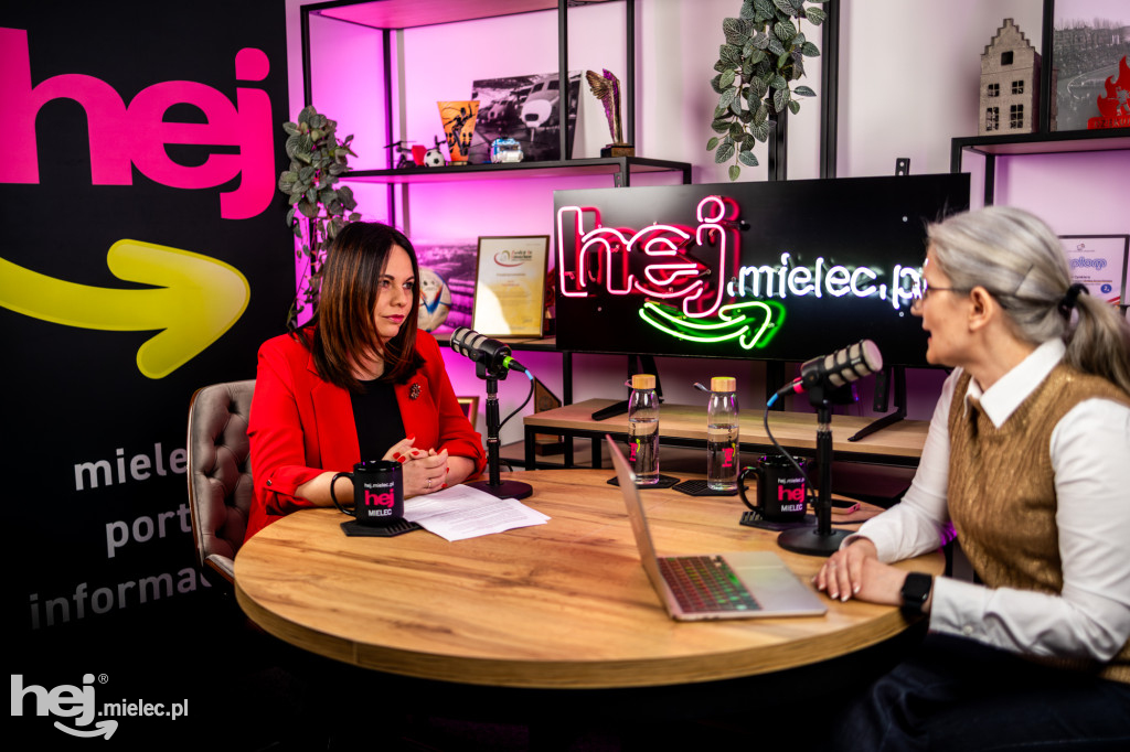 HEJ MŁODZI: Jastrzębska i Żukowska-Bąk